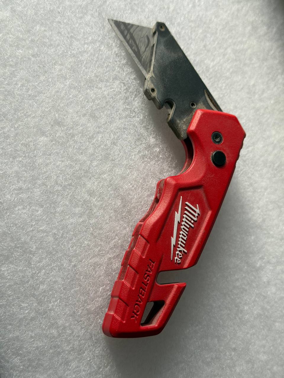 Milwaukee FASTBACK Folding Utility Knife Review